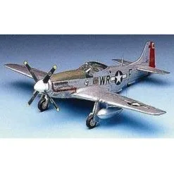 Academy Maqueta North- American P -51D Mustang