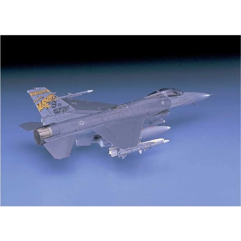 Hasegawa Maqueta Lockheed Martin F-16CJ Fighting Falcon Block 50 Fighting Falcon 5 Hasegawa Maqueta Lockheed Martin F-16CJ Fighting Falcon Block 50 Fighting Falcon - Imagen 3