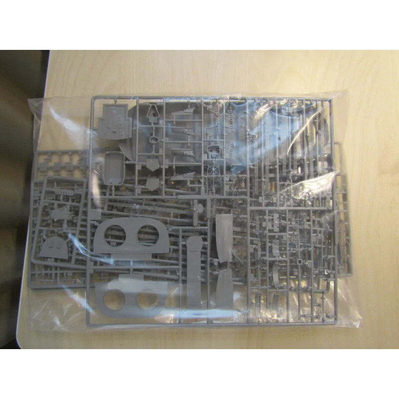 Revell Maqueta 1:350 Battleship Bismarck 16 Revell Maqueta 1:350 Battleship Bismarck - Imagen 14