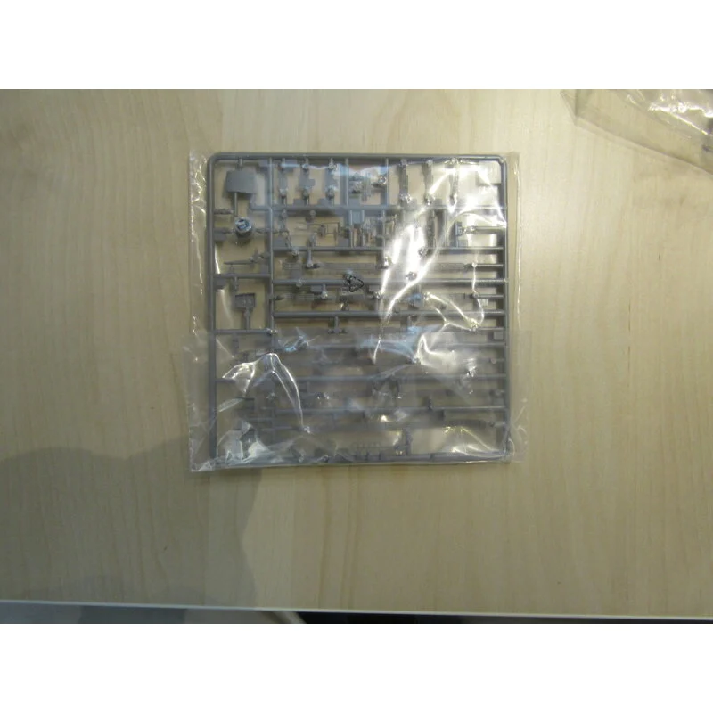 Revell Maqueta 1:350 Battleship Bismarck 17 Revell Maqueta 1:350 Battleship Bismarck - Imagen 15