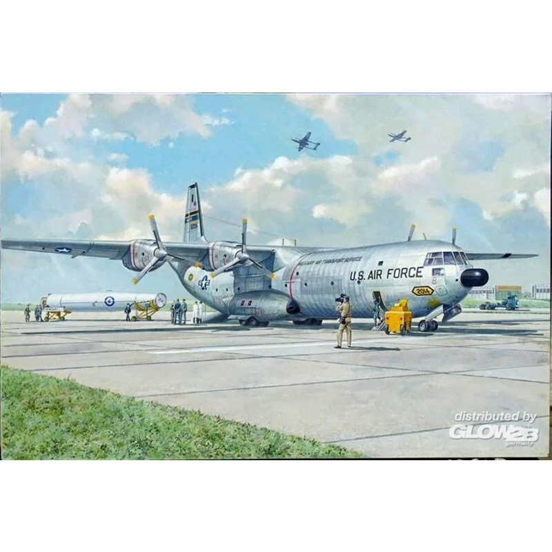 Roden Maqueta Douglas C-133 Con PGM 17 Thor IRBM 3 Roden Maqueta Douglas C-133 Con PGM 17 Thor IRBM